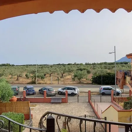 بيت للعطل A Vicino Al Mare بولا